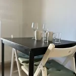 アパート Urban Retreat With Balcony At Exigent Plaza - 06