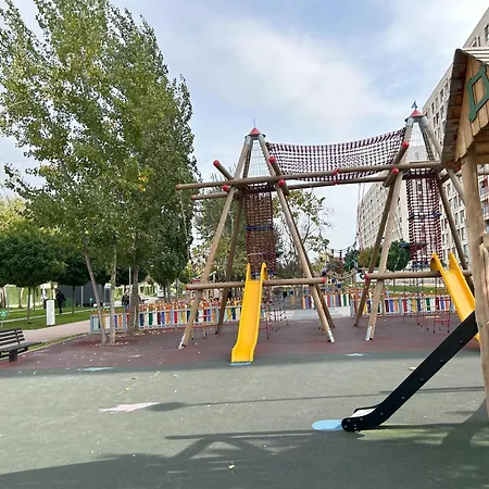 Urban Retreat With Balcony At Exigent Plaza - 06 Apartment Bukarest