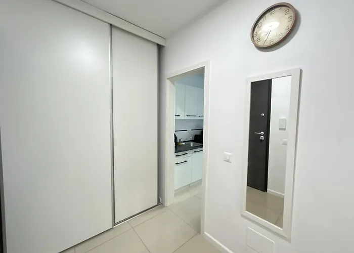 Urban Retreat With Balcony At Exigent Plaza - 06 Apartament Bucureşti