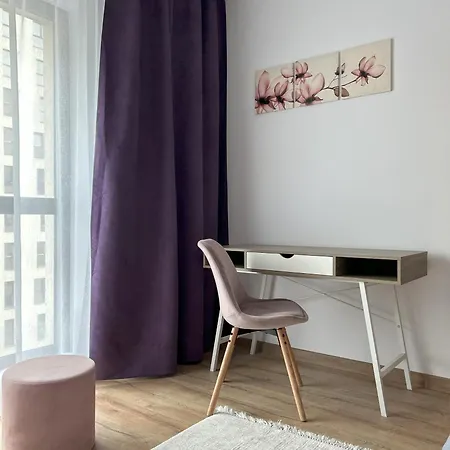 Urban Retreat With Balcony At Exigent Plaza - 06 * Bucarest